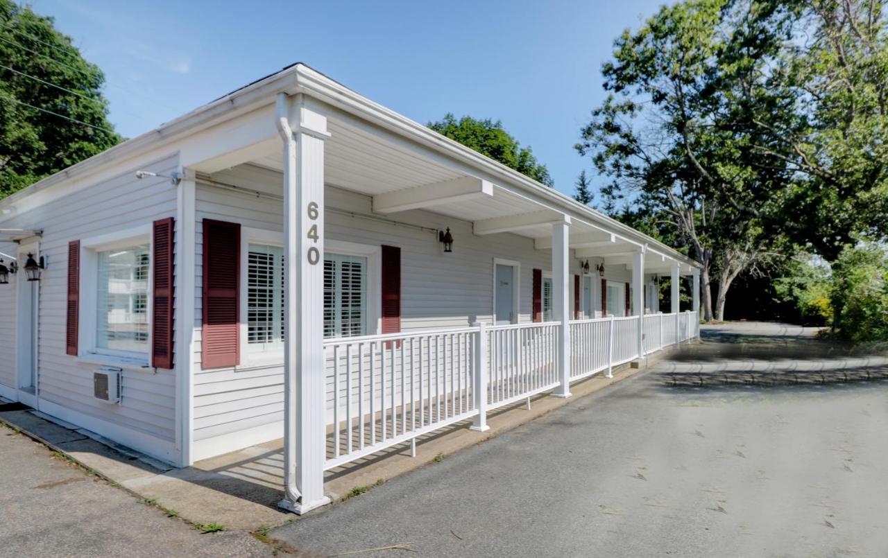 Hamilton Village Inn North Kingstown Exterior foto